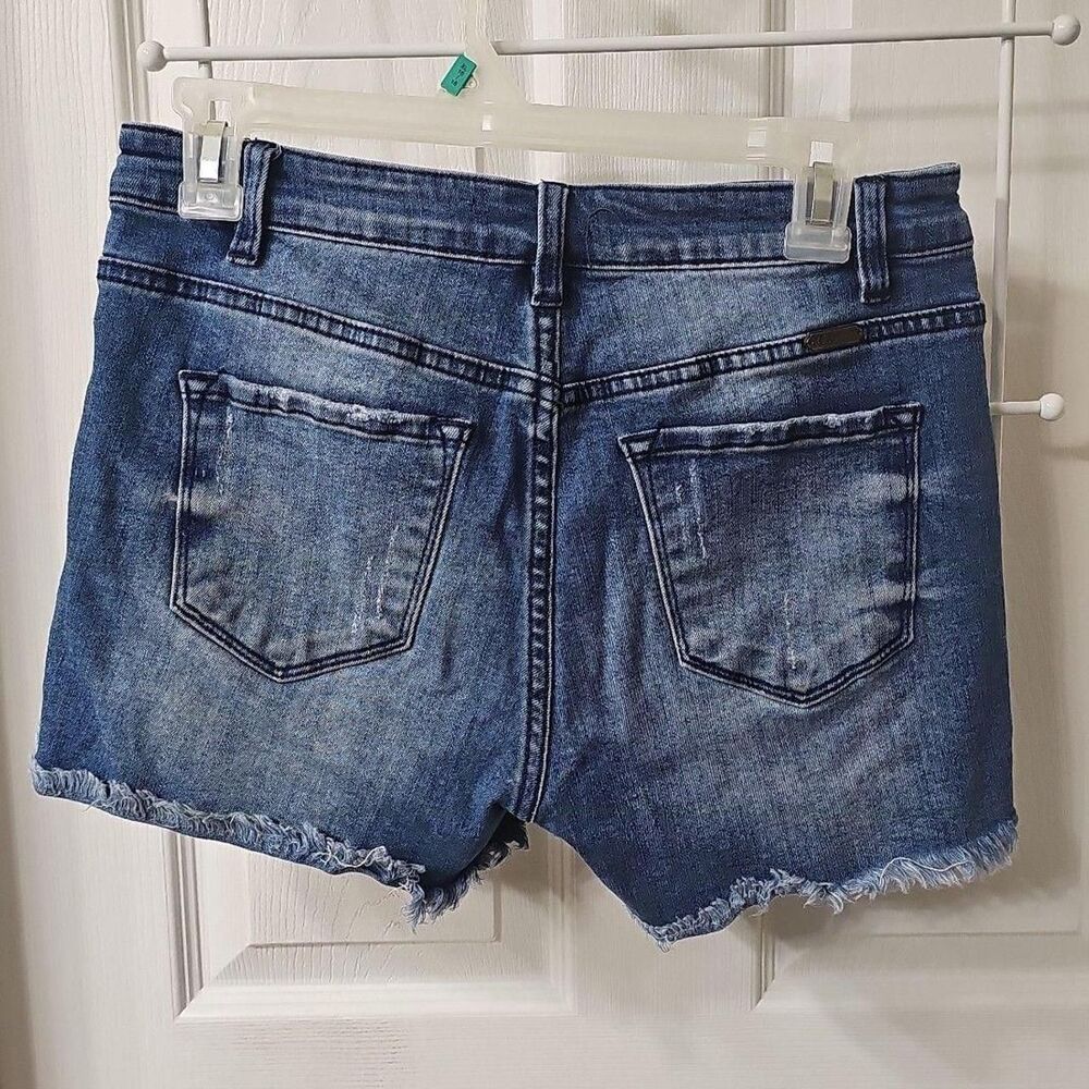 KanCan Mid Rise Distressed Raw Hem Denim Jean Shorts Large - Picture 5 of 8